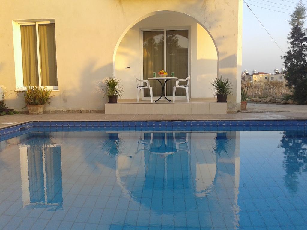 阿里雷纳度假公寓酒店 Paphos 客房 照片